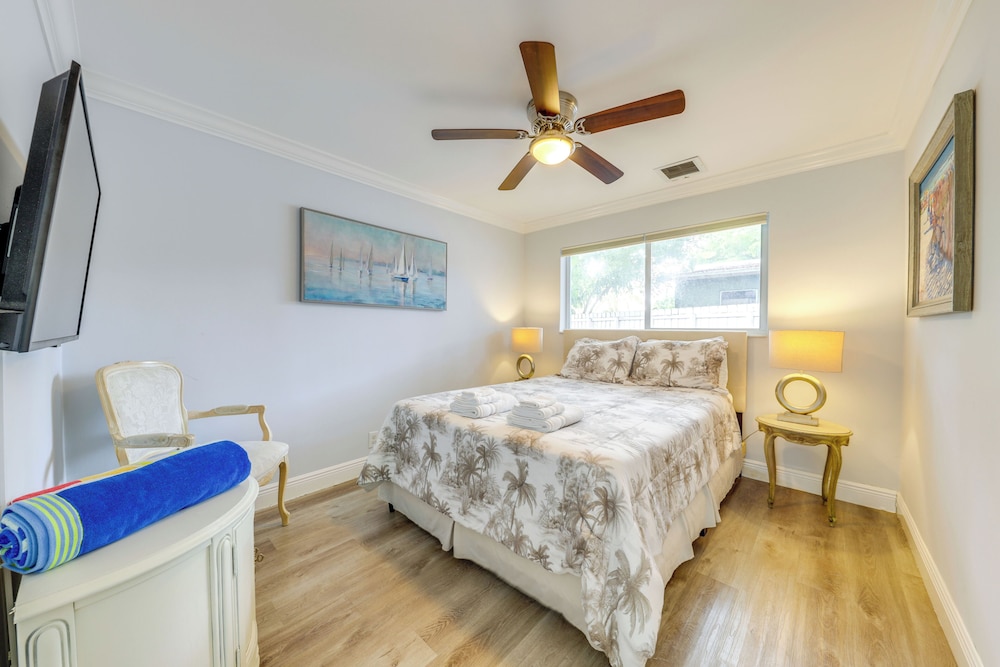 Great for Snowbirds! Pompano Beach Home w/ Patio