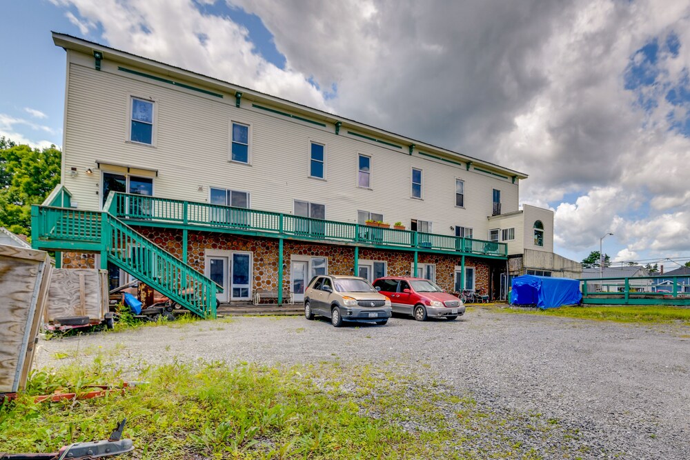 Charming New York Retreat w/ Lake Champlain Views! view 4