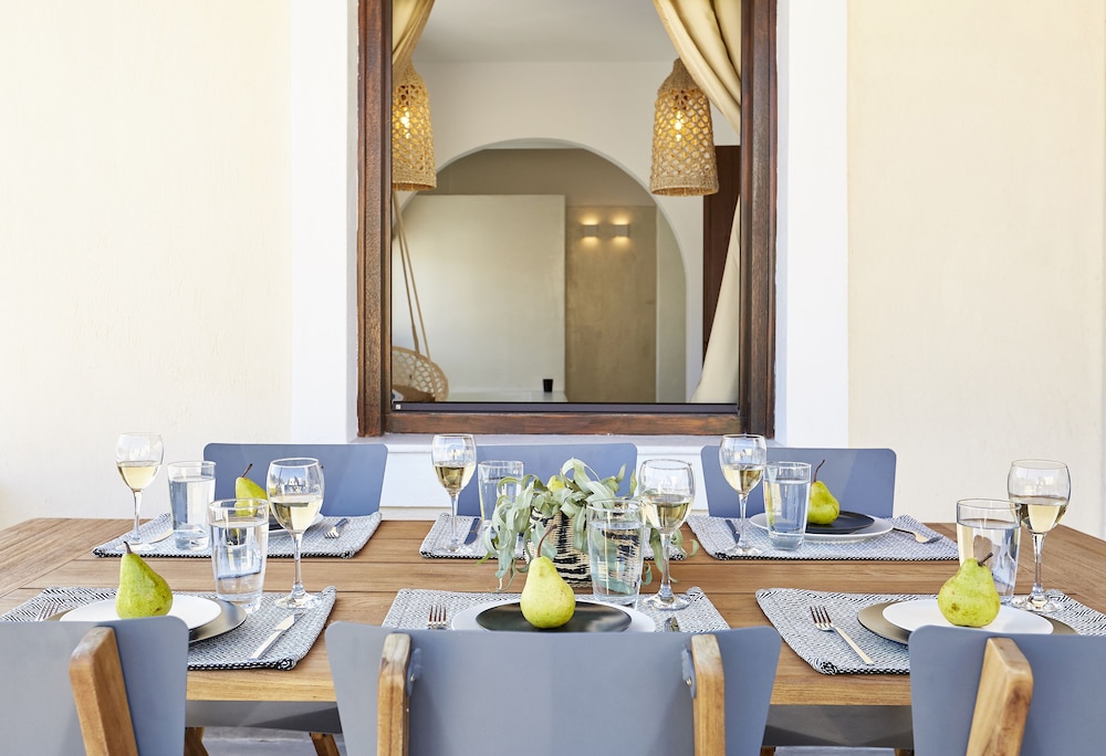 Le Blanc Suite