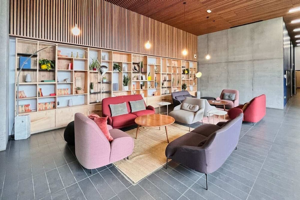 The Elephant and Castle Hideout - Cozy 1bdr Flat With Balcony
