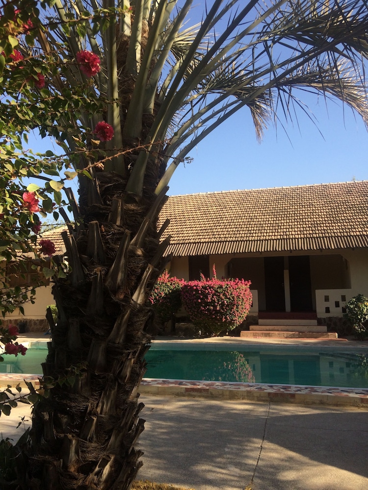 Africa Strike Lodge