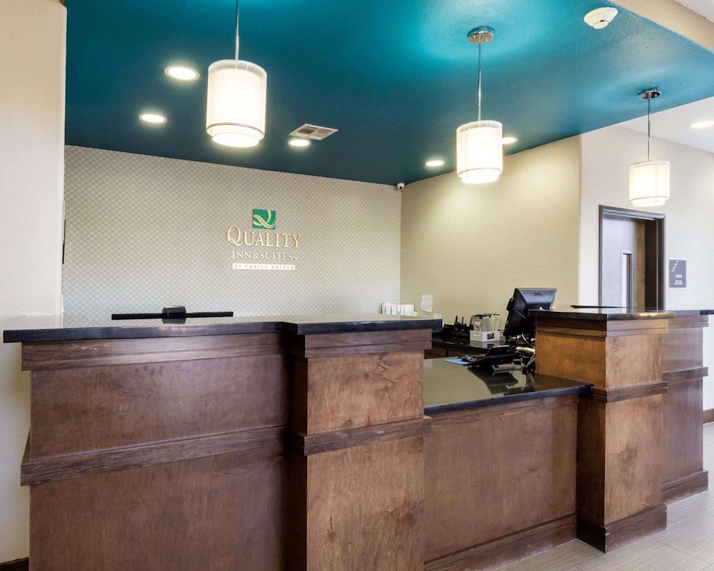 Garner Hotel Victoria - East by IHG
