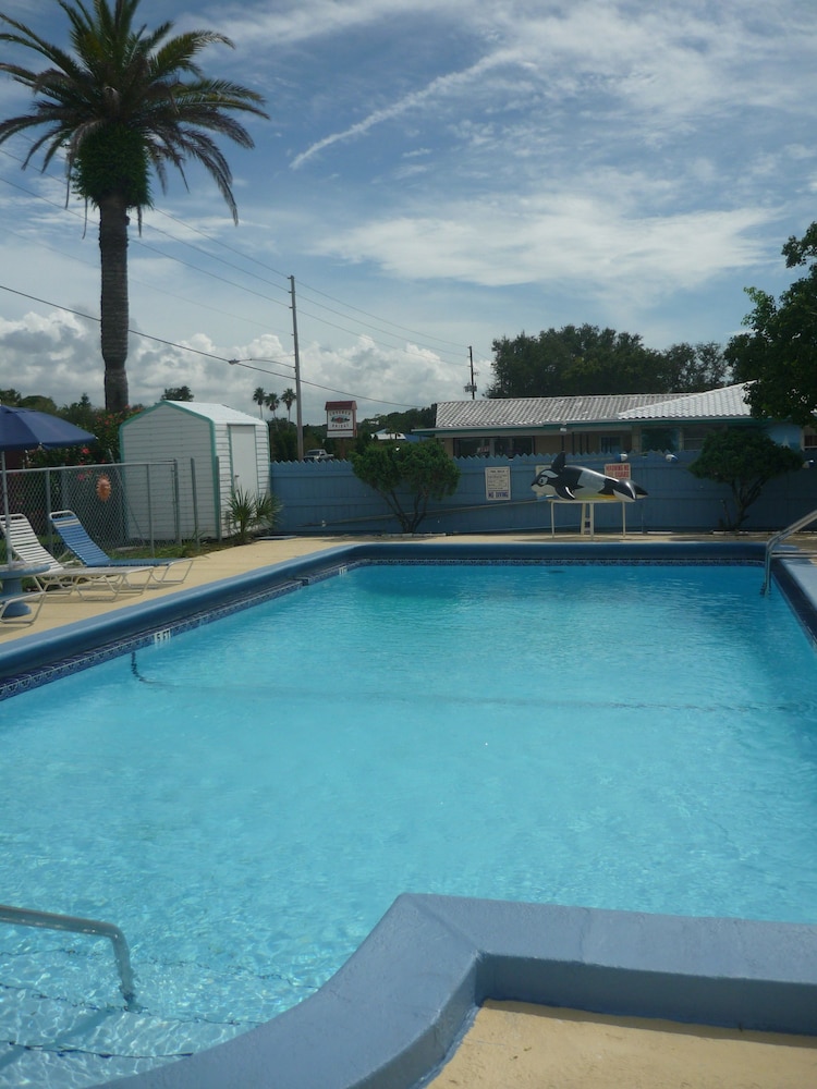 Palm Court Motel