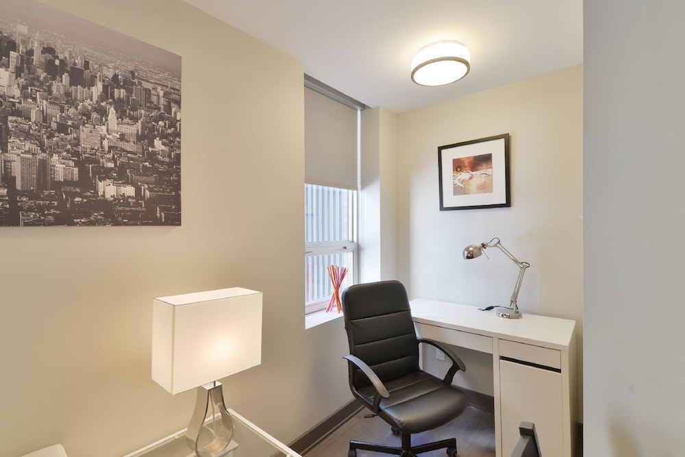 Lisgar Street Apartments by CorporateStays - Image 4