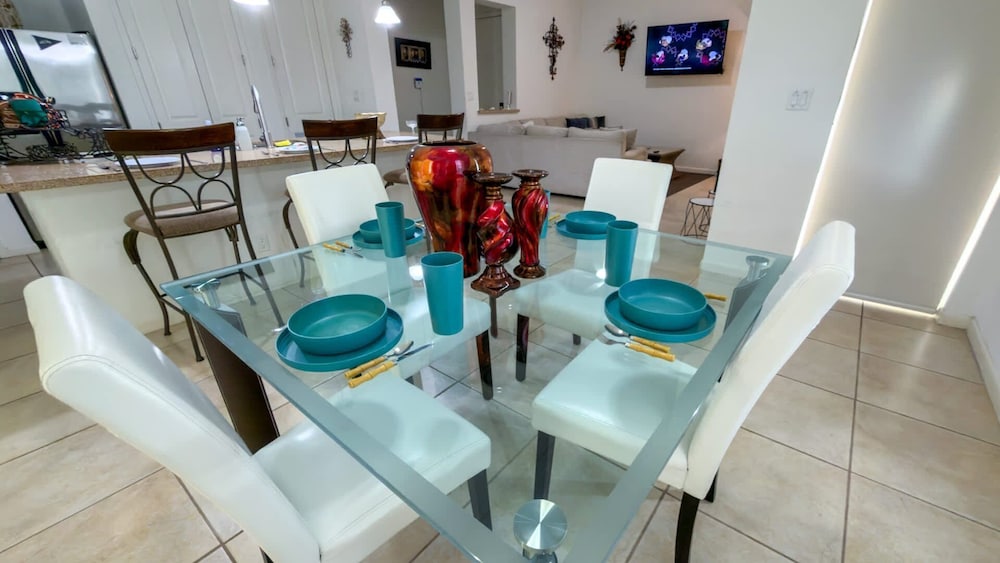 Channel Views Private Boat Slip Pool & Patio 3 Bedroom Apts
