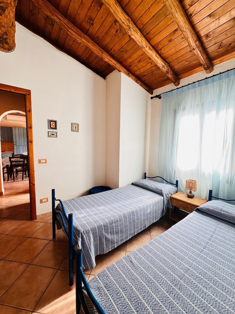 Trilocale Le Genuasi San Teodoro