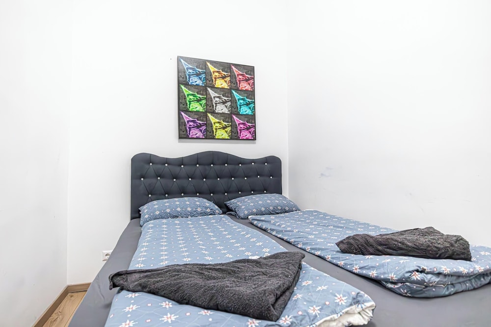 Large 5BR Central Flat Near Augarten