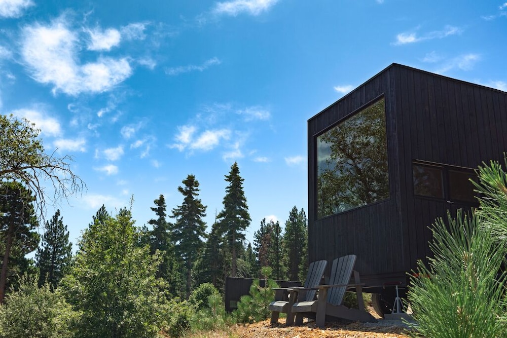 Postcard Cabins Big Bear, Outdoor Collection by Marriott Bonvoy