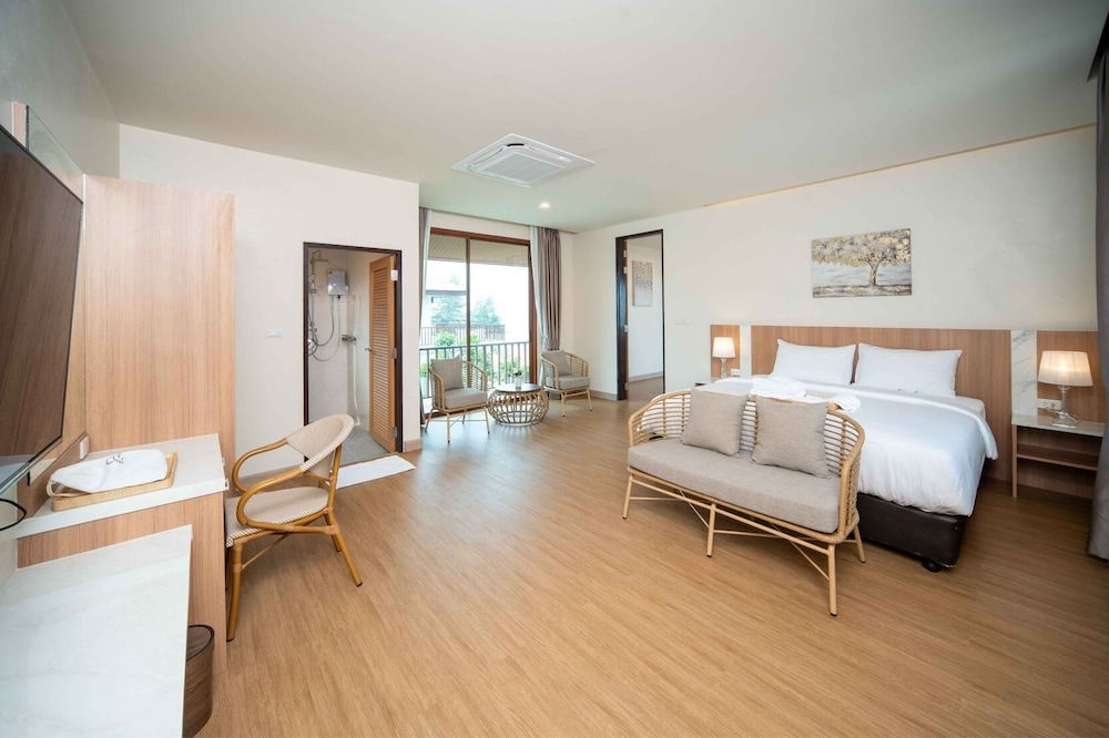 Natural Beach Resort