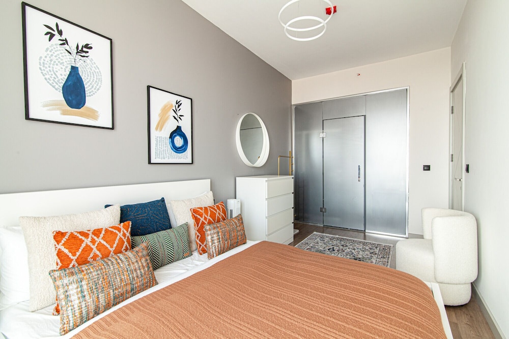 Dreamy Flat Close to Shopping Malls in Avcilar