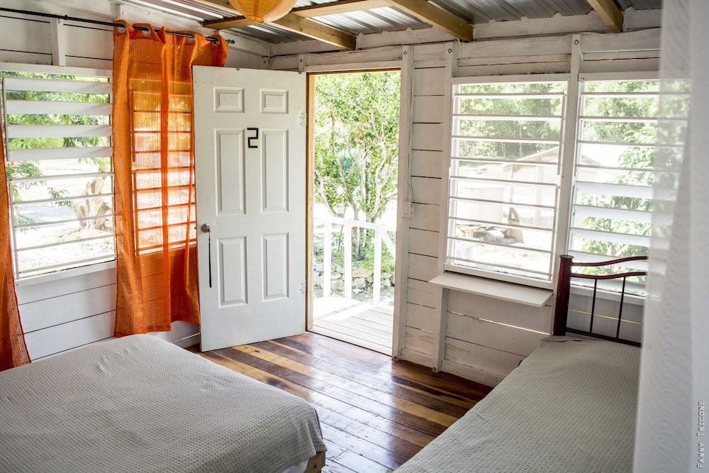Backpackers Paradise view 5
