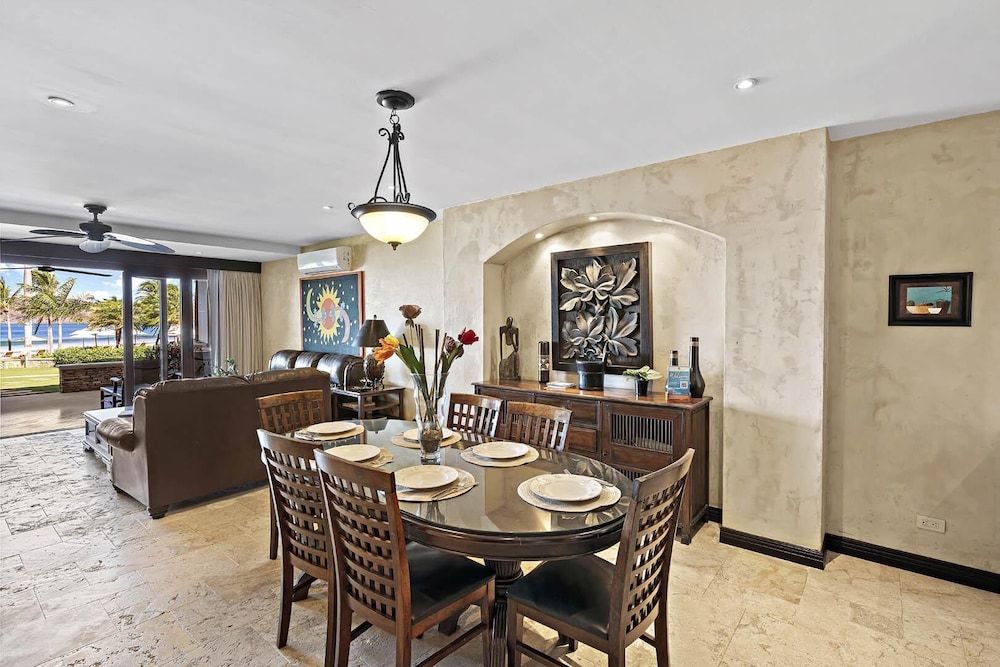 Luxury Beachfront Condo w/ High-End Wood Furnishings and Ocean Views in Exclusive Community view 2