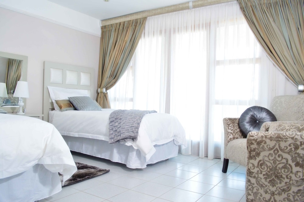 Empoza Seaview Guesthouse