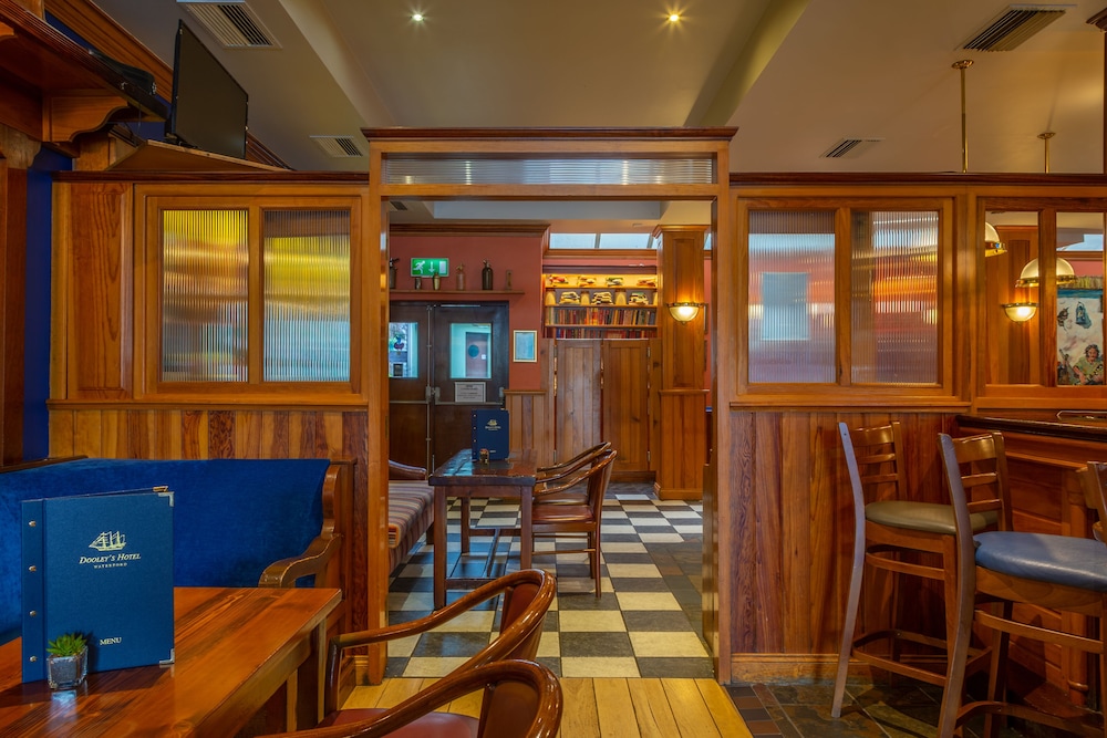 Waterford Vacations - Dooleys Hotel Waterford City - Property Image 12