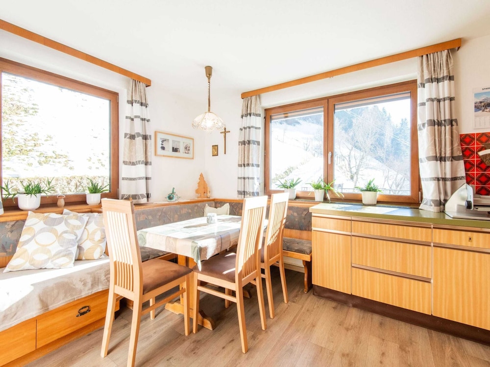 Chalet in Hainzenberg Near Ski Slopes
