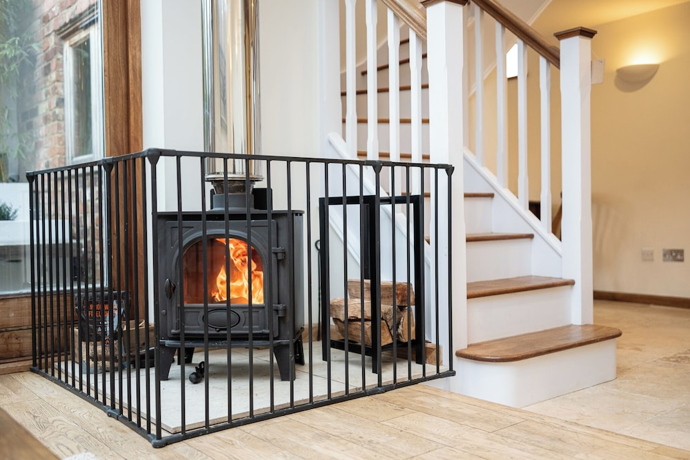 Coach House - Lovely Home in Cheltenham