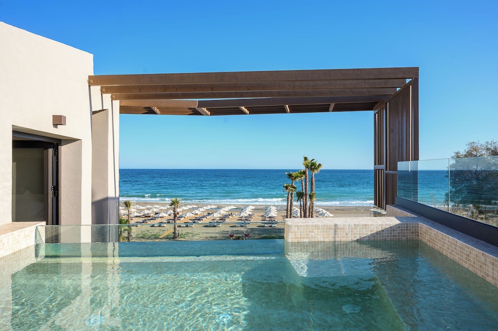 Nalu Resort & Spa