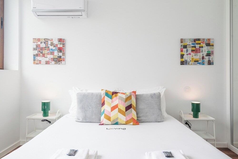 Liiiving - Warm Vintage Apartment