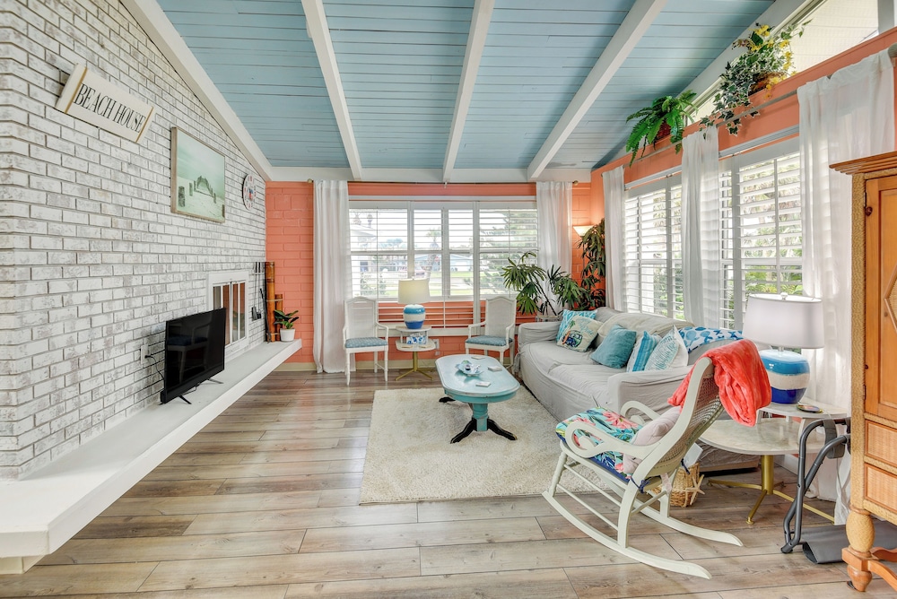 Ormond Beach Home w/ Pool - Walk to Ocean!