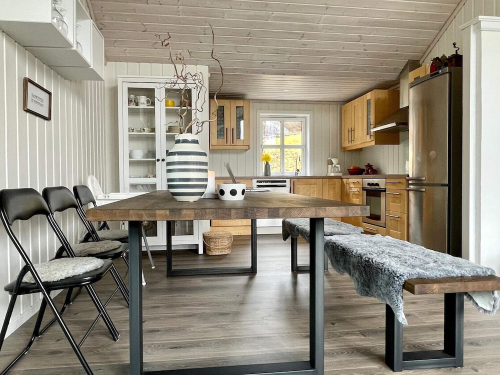 8 Person Holiday Home in Sveio view 3
