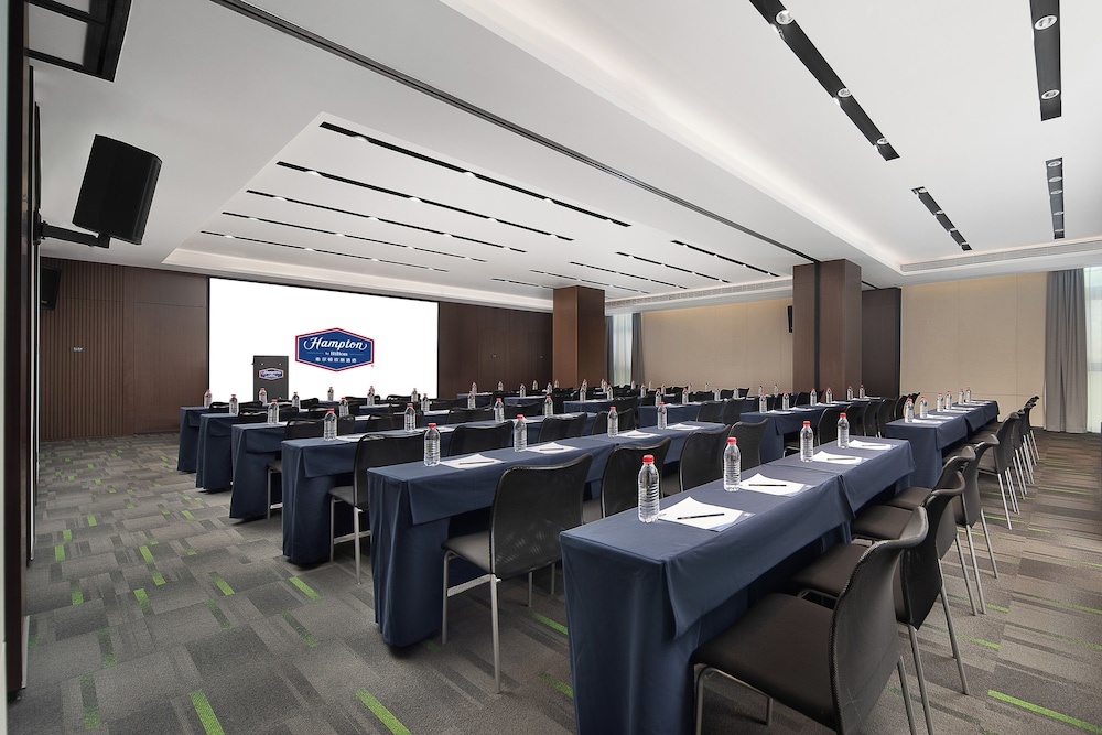 Hampton By Hilton Guangzhou Railway Station