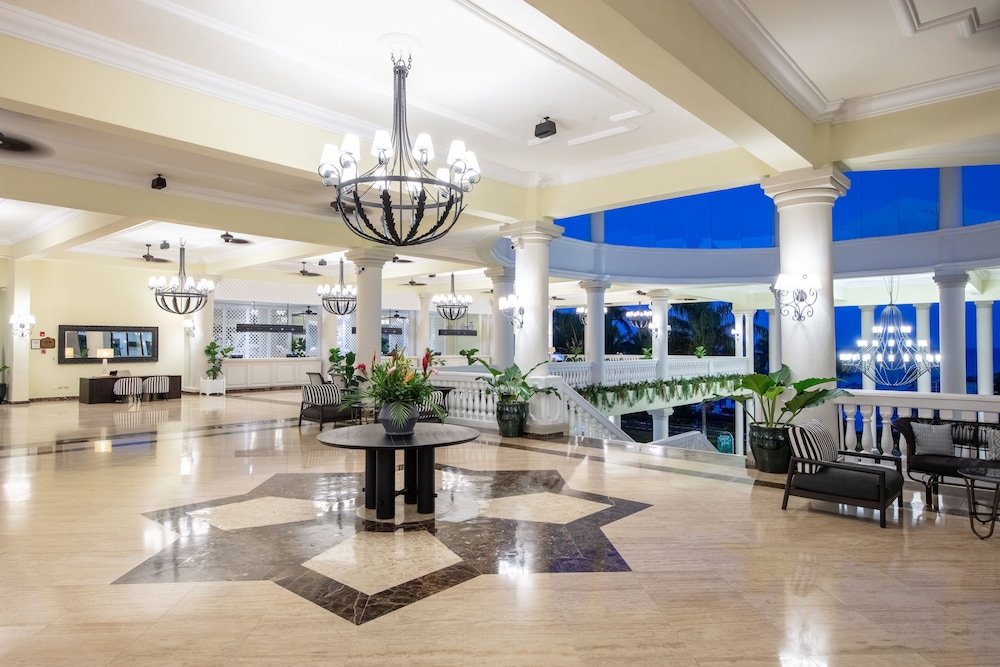 Grand Palladium Jamaica Resort  Spa All Inclusive - Property Image 6