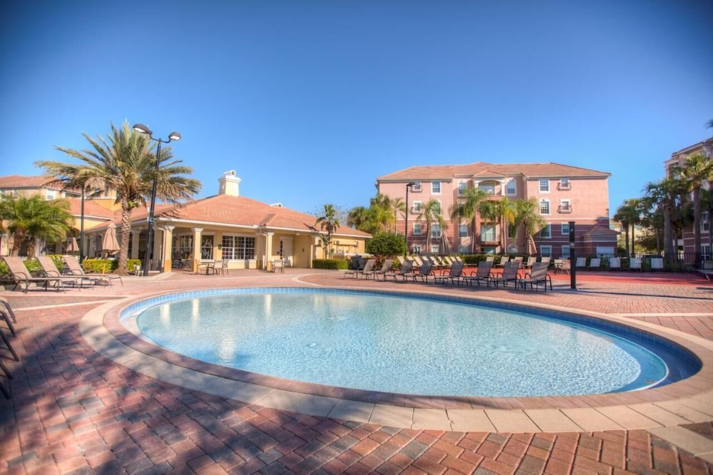 Vista Cay Swanky
