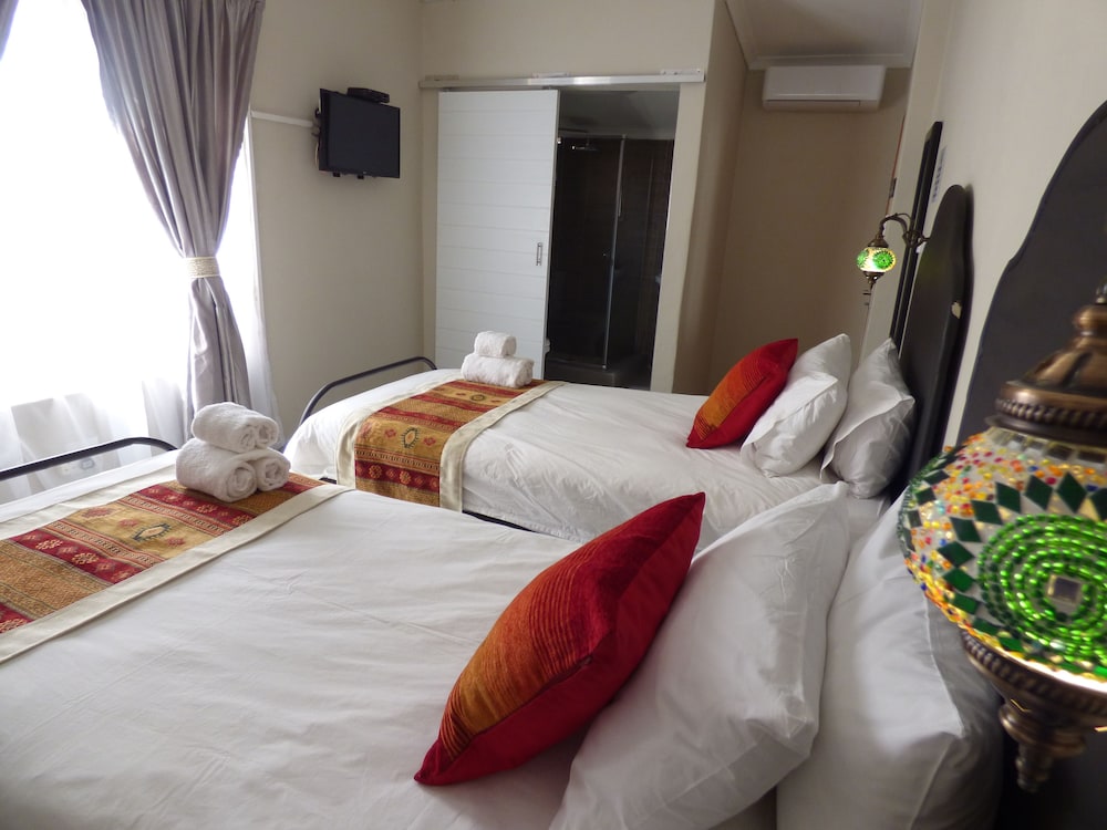 Tsumeb Backpackers & Safari