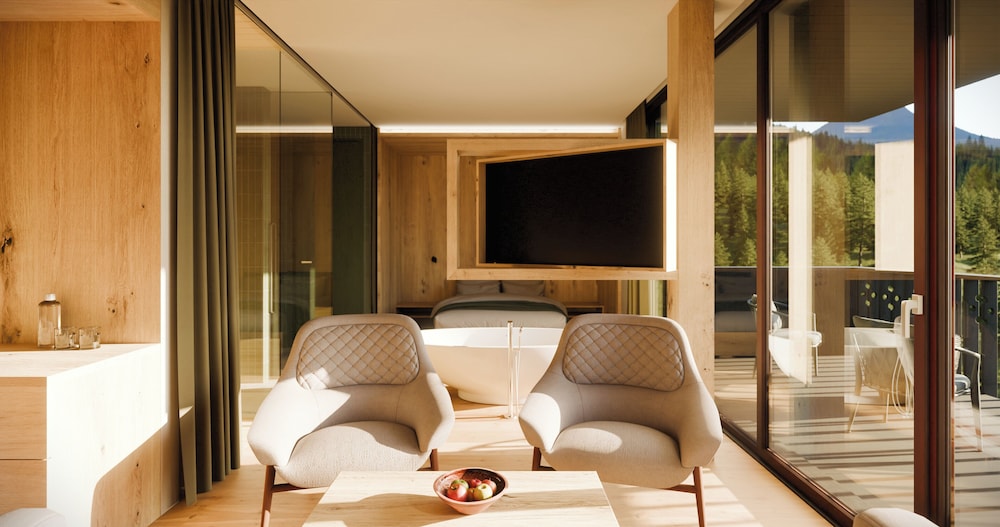 Alma Alpina Lodge