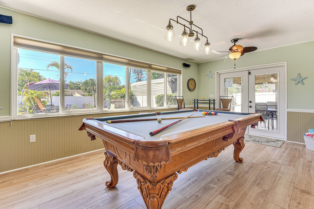 9 Mi to Coquina Beach: Home w/ Pool & BBQ