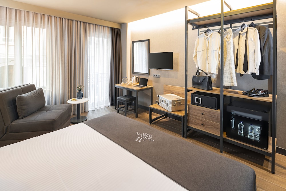 Marius Otel - Image 20