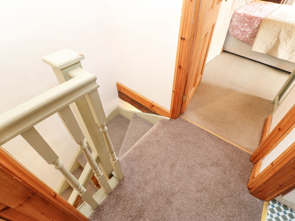 Corner Cottage