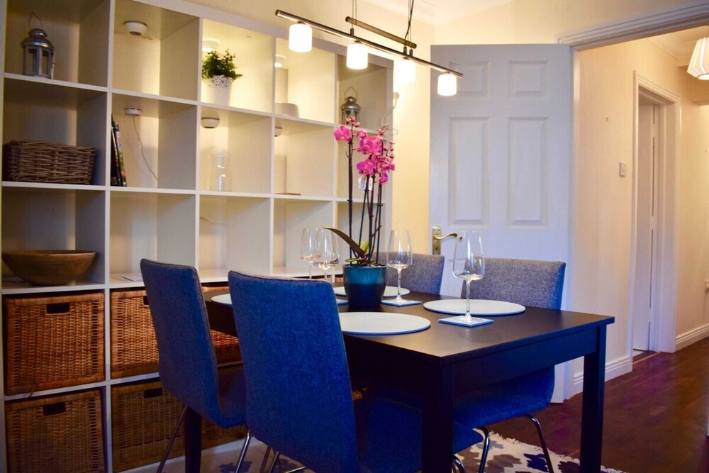 Modern City-centre 2 Bedroom Haven