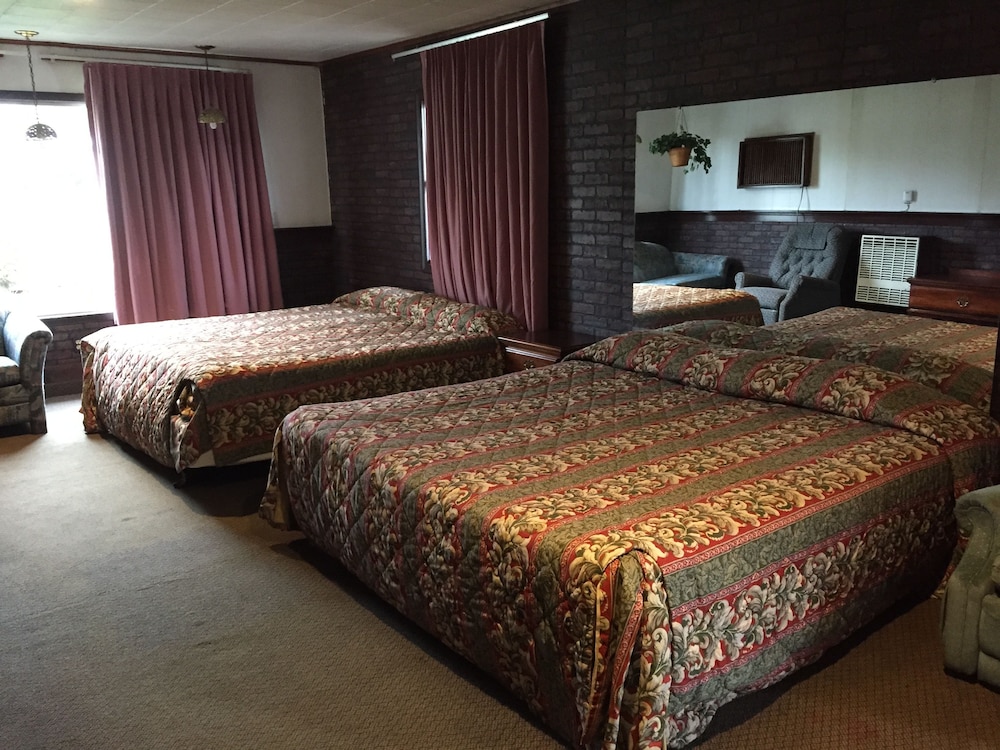 Double A Motel