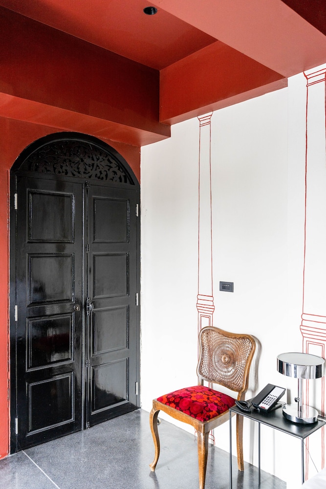 Amdaeng Bangkok Riverside Hotel 19