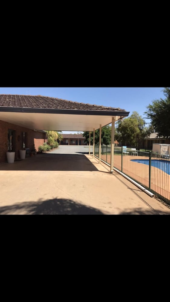 Condobolin Motor Inn
