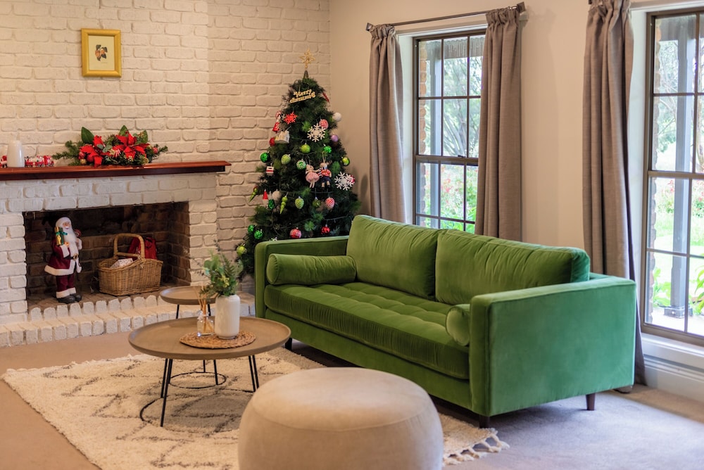 Furche Barossa Vineyard & Fireplace