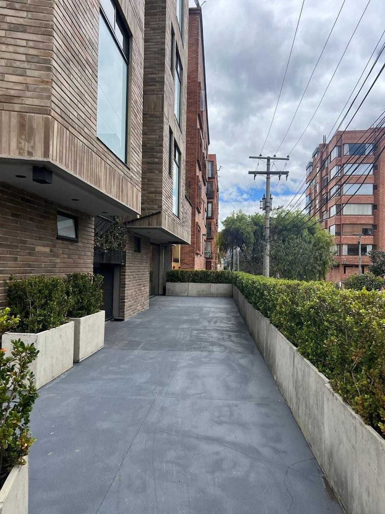 Stylish 1 BR in Chapinero