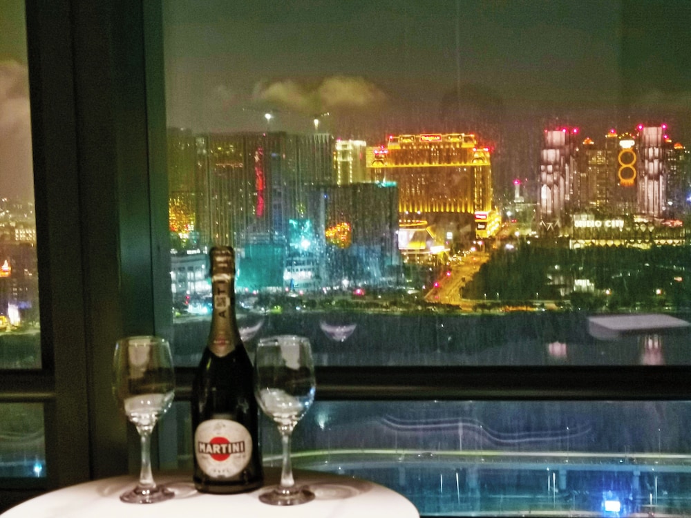 Interact China Fine Condo - Hengqin Port