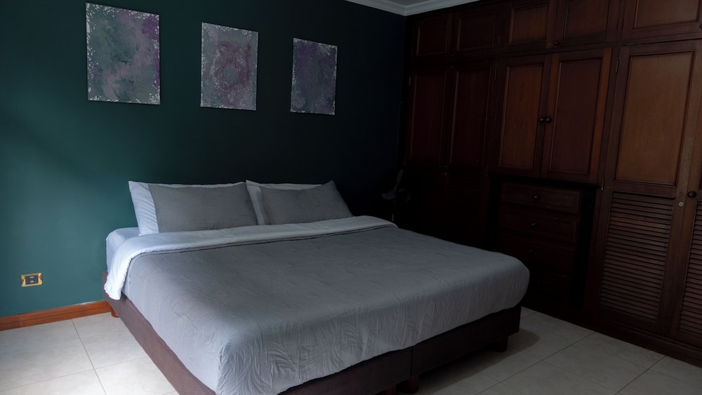 La Clave House