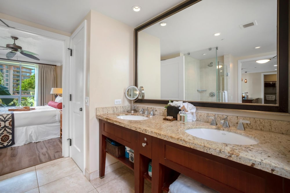 Honua Kai Hokulani 3 Free Rental Cars KBM Resorts Gorgeous Inner Courtyard 3 Units, 4 Bedrooms Ml-1631