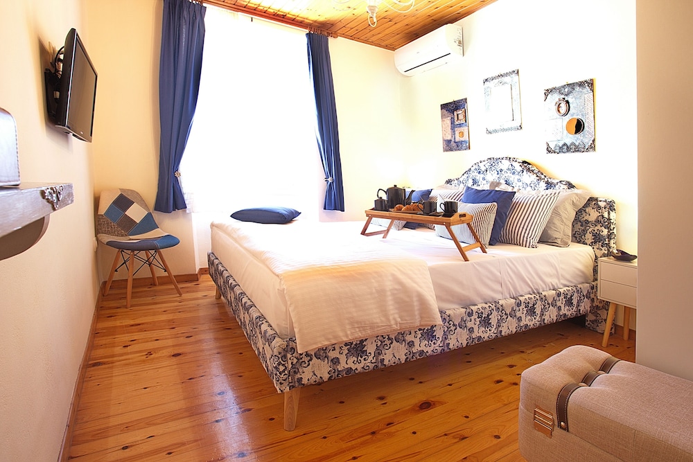 Nonas House en Corfu — hotel room