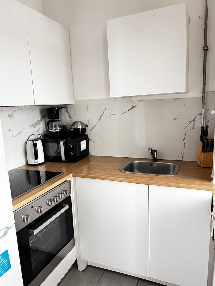 Cozy 2BR Apartment Near Meidling Station