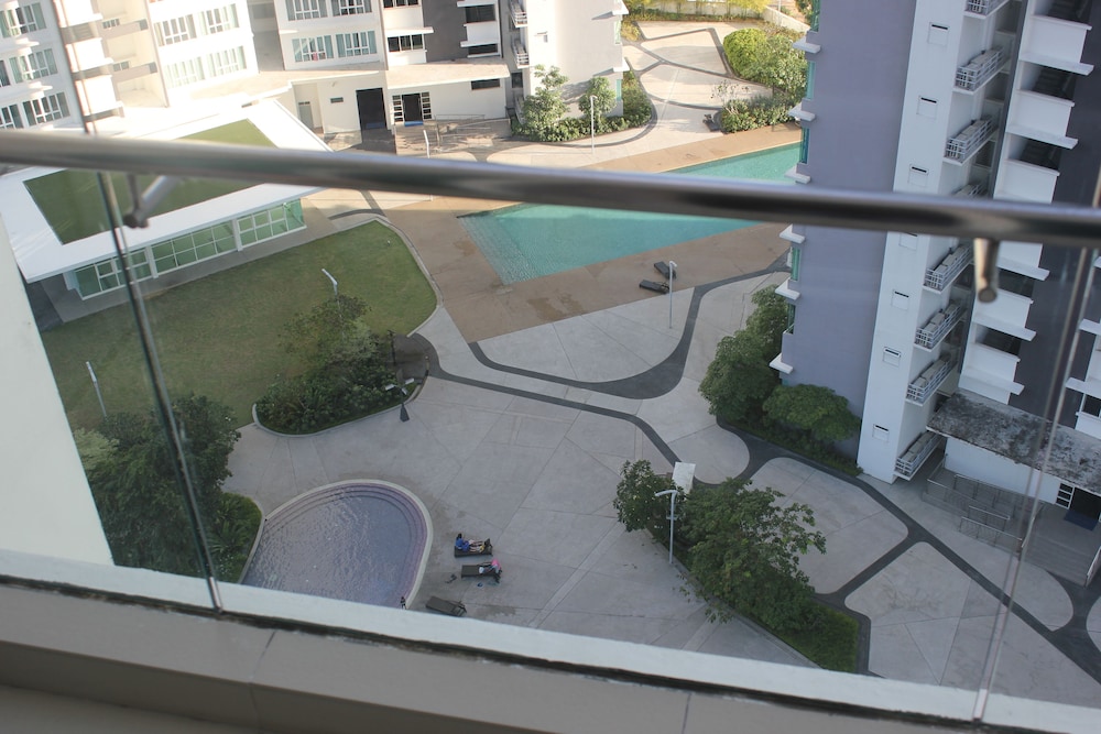 City Living with Panoramic Sea Views at Danga Bay