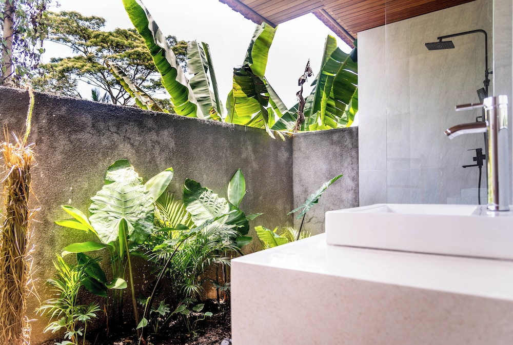 Lena Villa - 3 Bedrooms