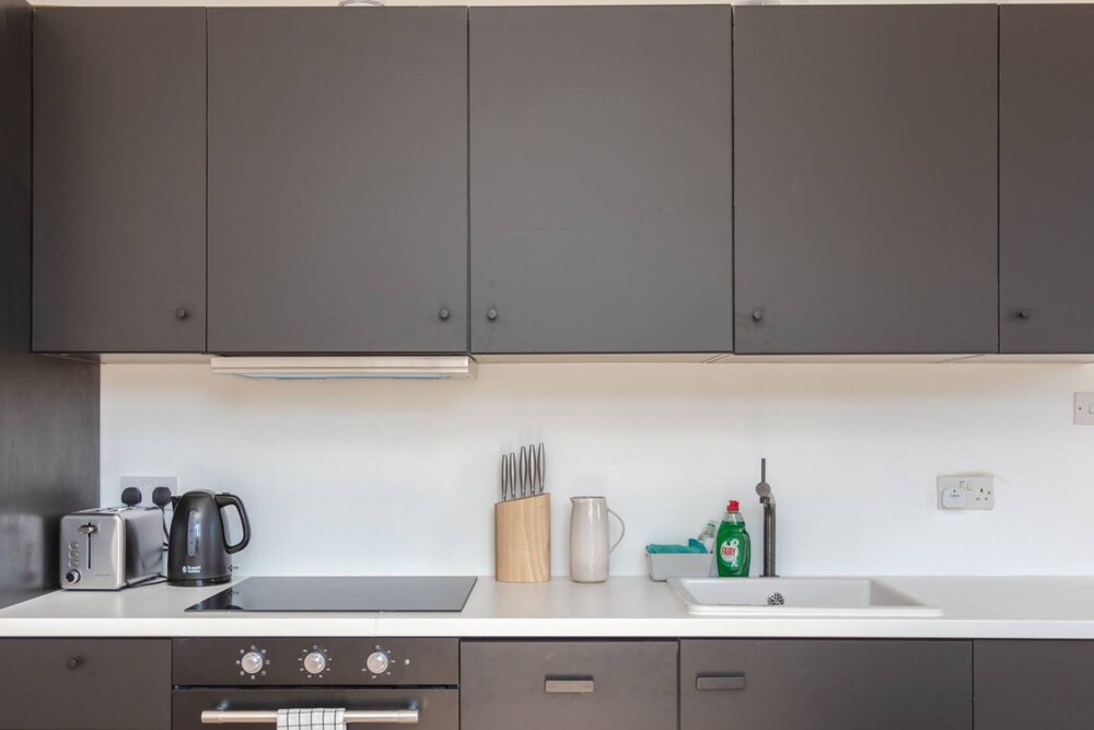 The Perfect 2 Bedroom Family Apartment in West Hackney