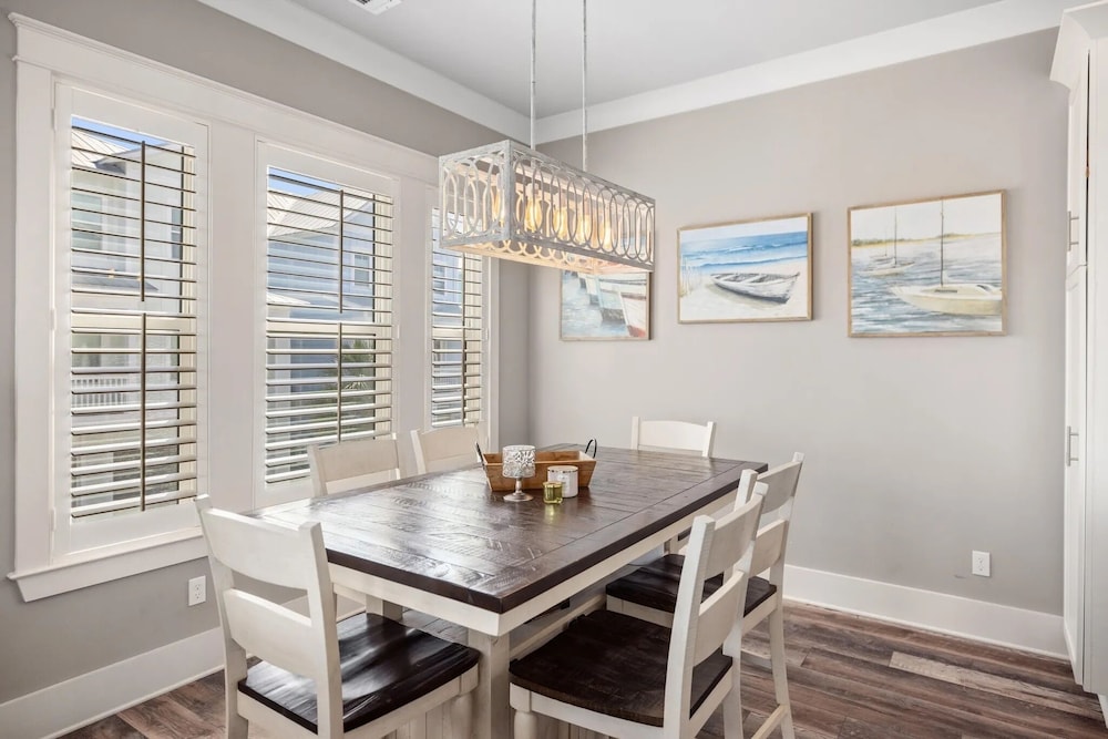 Sunset Serenade 4 Bedroom Home