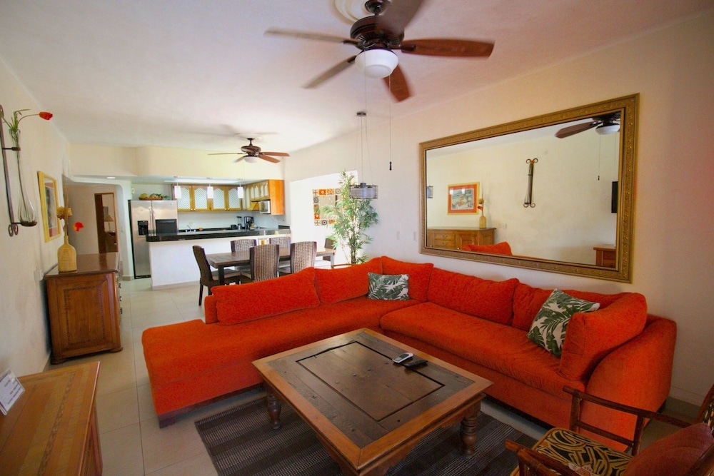 Los Tules Villas del Sol