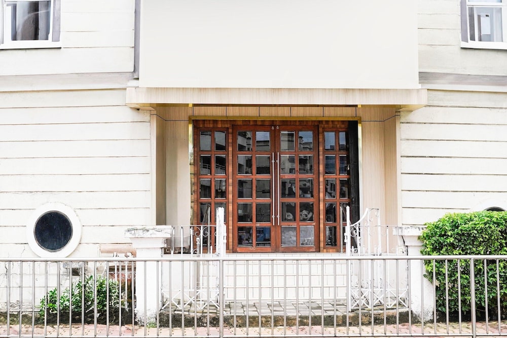 Elite Stays at Vashi Mumbai