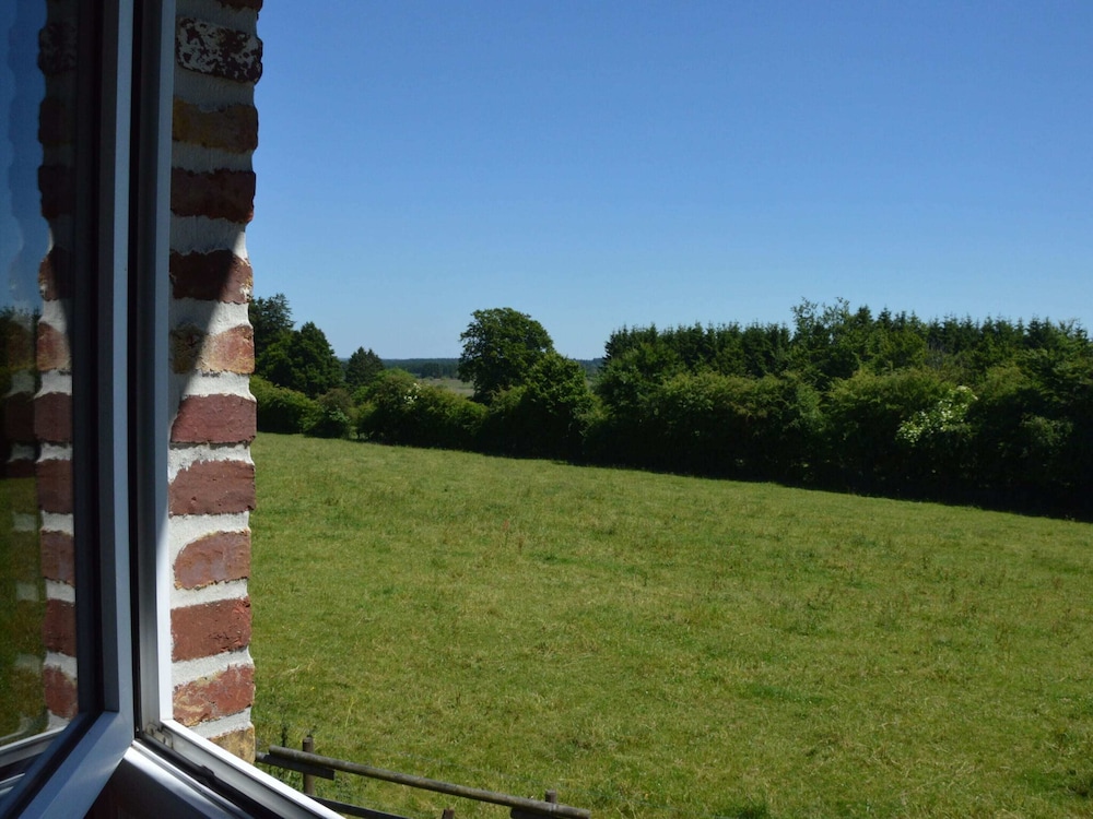 Picture-perfect Holiday Home in Sourbrodt With Garden, BBQ